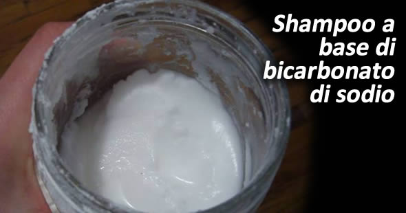 shampoo a base di bicarbonato di sodio