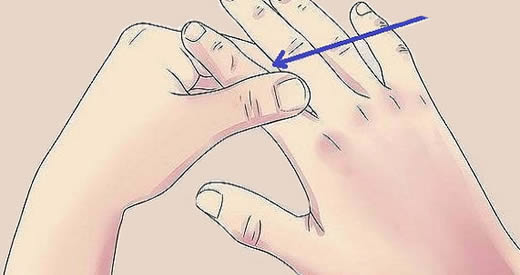 benefici massaggiare dita