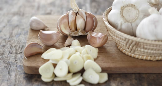 10 benefici aglio
