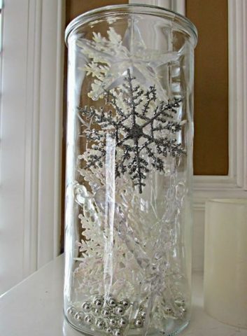 HOWAF 300 Pezzi Coriandoli di Fiocchi di Neve di Natale Argento Oro Fiocchi di Neve Tessuto Non Tessuto Coriandoli da tavola Fiocco di Neve Decorazioni Natalizie Holiday Party Christmas Decorations